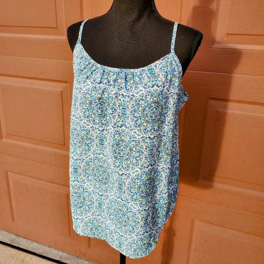 Faded Glory Adjustable Strap Tank Top Women's Size Medium NWOT